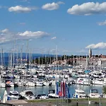 Marina View Appartement