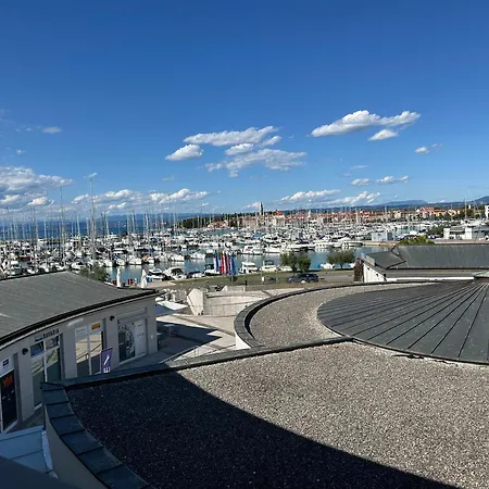 Marina View *