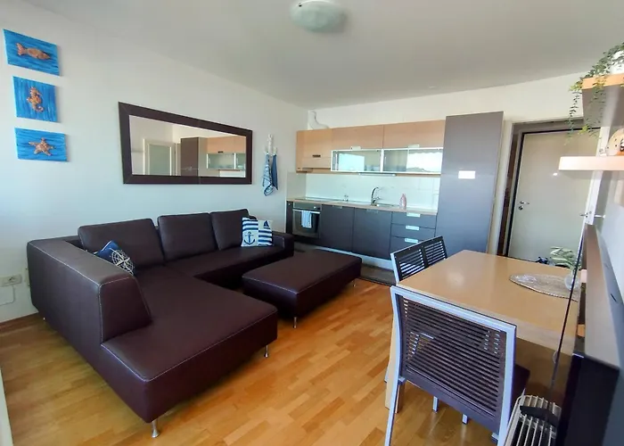 Marina View イゾラ