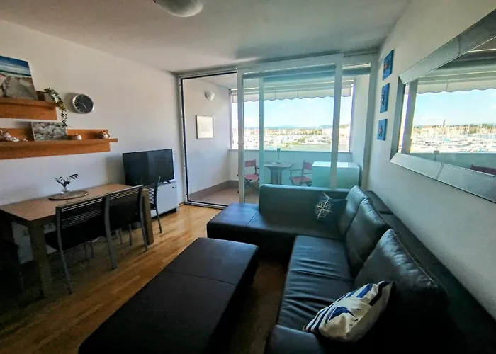 Marina View * イゾラ