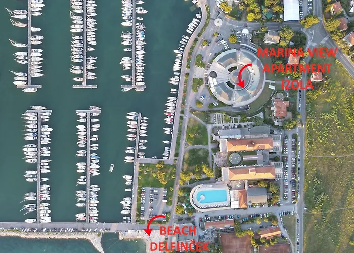 Marina View アパート イゾラ