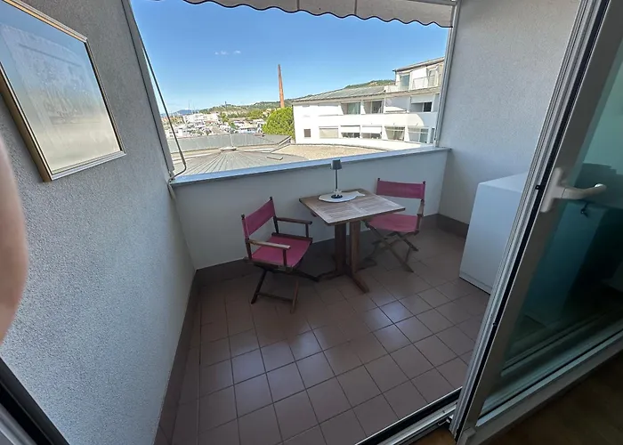 Marina View * イゾラ